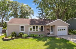 204 Panther Trail, Monona, WI 53716