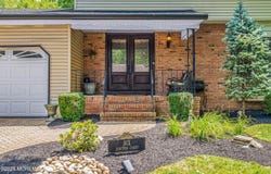 6 Juniper Court, Old Bridge, NJ 08857