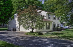 1212 Summit Avenue, Bluffton, IN 46714-2840