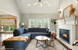4420 Chenwood Ln, Jeffersontown, KY 40299