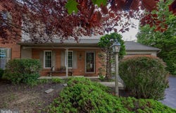 15 SUNRISE DRIVE, LITITZ, PA 17543
