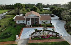2097 SE Morningside Boulevard, Port Saint Lucie, FL 34952