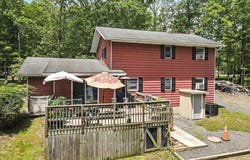 1146 GREAT OAK Drive, East Stroudsburg, PA 18301