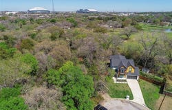 1001 Coke Drive, Arlington, TX 76010