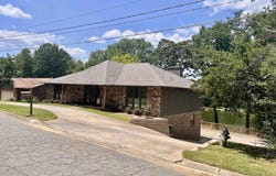 21 E Lake Drive, North Little Rock, AR 72116