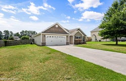 112 Pembury Way, Richlands, NC 28574