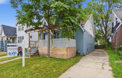 14881 Mapleridge Street, Detroit, MI 48205