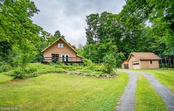 375 Indian Head Way, Salem, NY 12865