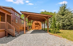 8 Daydreamers Lane, NC 28731