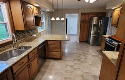 219 Oak Tree Avenue, Salem, IL 62881