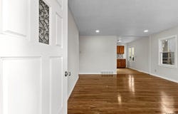 7516 Richmond Drive, Omaha, NE 68134