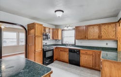 841 SCENERY PLACE, HARRISBURG, PA 17109