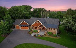 1099 Indian Trail S, Afton, MN 55001