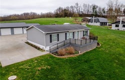 3860 Township Road 162, Sugarcreek, OH 44681