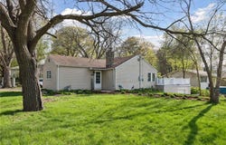 5749 Grandview Boulevard, Mound, MN 55364