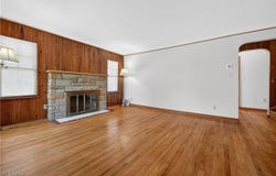 8471 Broadview Road, Broadview Heights, OH 44147