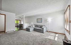 1211 Cambria Ct, IowaCity, IA 52246