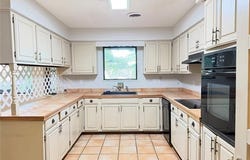 2816 Suroya Street, Muskogee, OK 74403