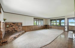 7055 S 020 E, Wolcottville, IN 46795
