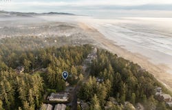 108 COLLEGE AVE, Manzanita, OR 97130