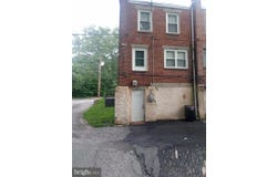 129 BRANFORD ROAD, DARBY, PA 19023