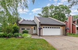 515 Koehler Road, Vadnais Heights, MN 55127