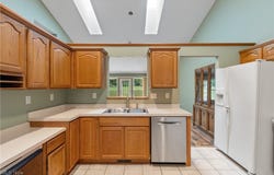 2812 Stratford Circle, Green, OH 44312
