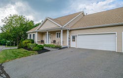 36 Sand Point Lane, Cumberland, ME 04110