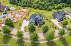 108 Sweetberry St, Oak Ridge, TN 37830
