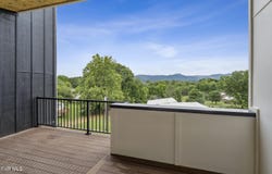 1533 Pactolas Road, Johnson City, TN 37604