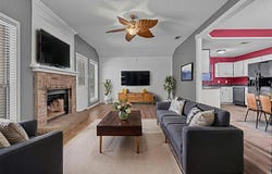 204 Oak Meadow Lane, Cedar Hill, TX 75104