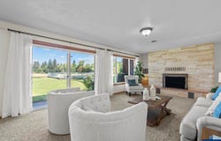 36765 Glaser Dr, Scio, OR 97374