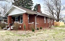 2572 Stringtown Road, Evansville, IN 47711