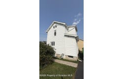 37 Plum Avenue, Carbondale, PA 18407