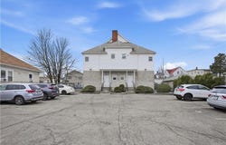 122 Lowell Avenue, Providence, RI 02909