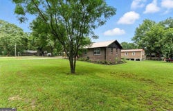 32 Tomahawk, Cartersville, GA 30120