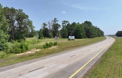 1375 Gentry, Silsbee, TX 77656