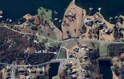 93 Heritage Drive, Guntersville, AL 35976