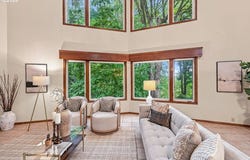22560 SW CHAPMAN Rd, Sherwood, OR 97140