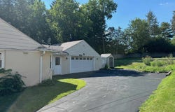 1937 E Gate Parkway, ROCKFORD, IL 61108