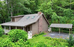 988 Yorkhouse Road, Rabun Gap, GA 30568