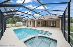 1300 Myrtle Oak Court NE, Palm Bay, FL 32907