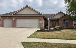 10414 Hawkstream Trail, Hoagland, IN 46745