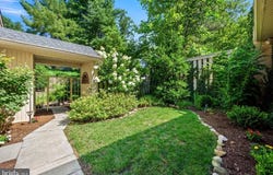 50 TOFT WOODS WAY, MEDIA, PA 19063