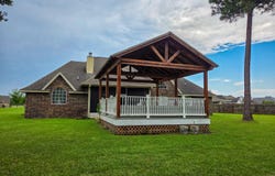 3107 Village Circle, Ocean Springs, MS 39564