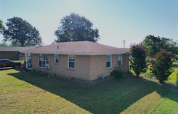 407 N John Street, Holdenville, OK 74848