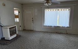 2 E Bates, Parma, ID 83660