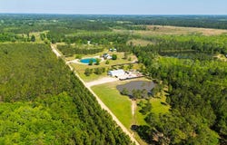 8085 Smith Rd, Hahira, GA 31632