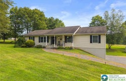 285 Twin Flower Circle, Towamensing Twp, PA 18058