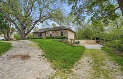 15007 Mission Road, Leawood, KS 66224